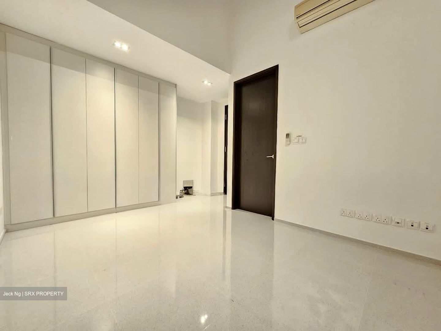Serangoon Garden Estate (D19), Terrace #533113831